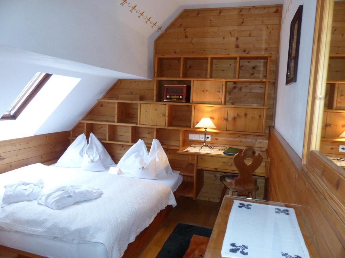 Hotel Schloss Thannegg Grobming Bagian luar foto