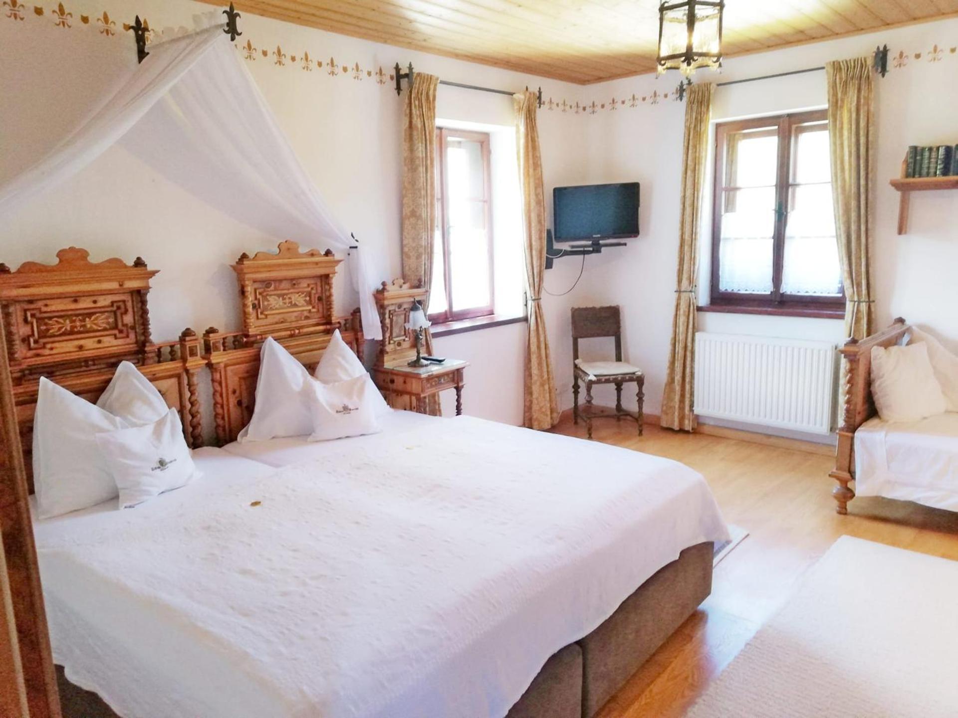 Hotel Schloss Thannegg Grobming Bagian luar foto