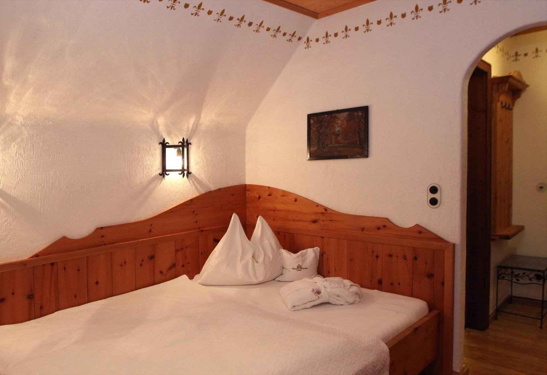 Hotel Schloss Thannegg Grobming Bagian luar foto