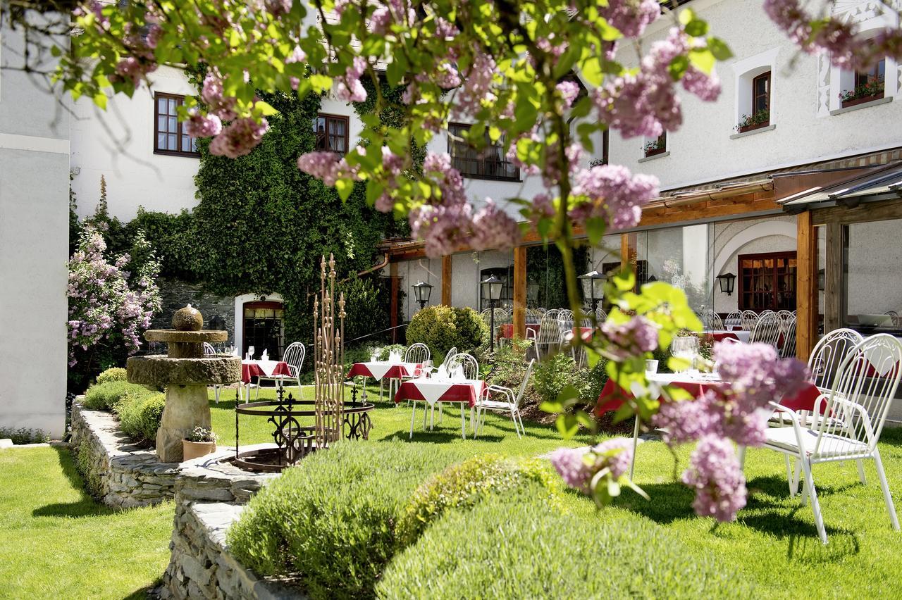 Hotel Schloss Thannegg Grobming Bagian luar foto